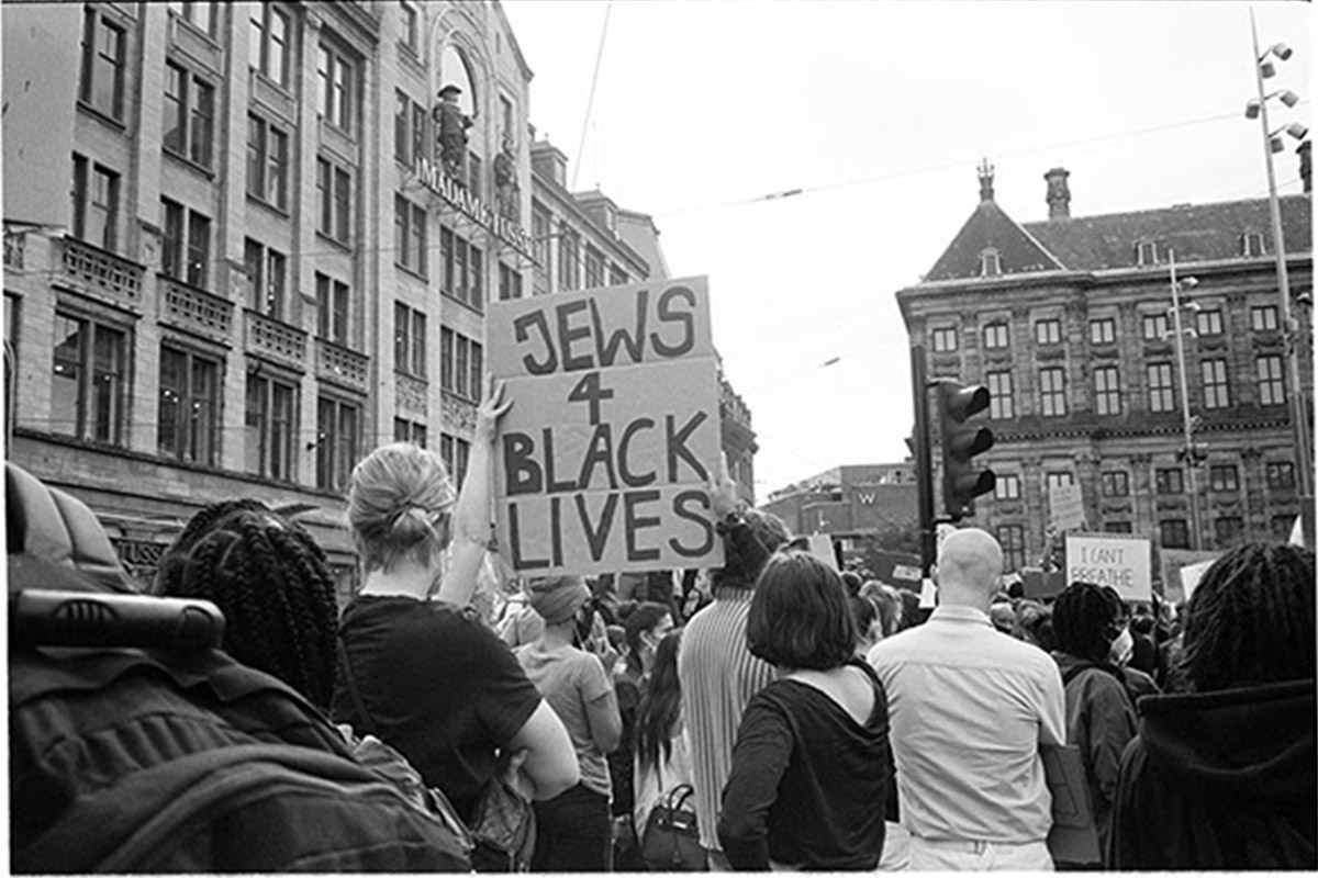 Waar staan joden in spectrum van identiteit en representatie? - Nieuw Wij