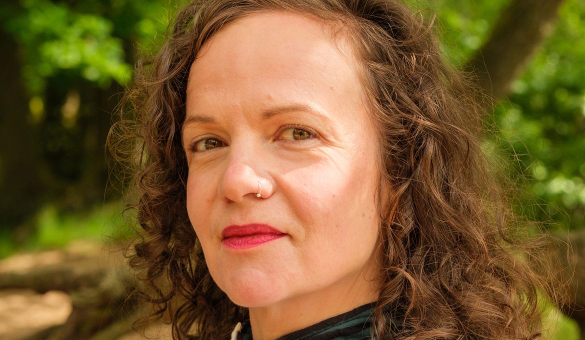 eva-martens-2250507-009-MHF20901zw