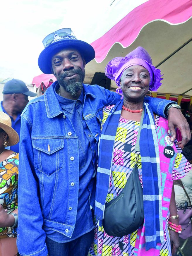 Foto 5. Marian Markelo met zoon op Kwaku 2025