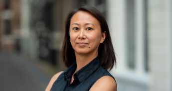 De rechte rug JULIE_WAAG_PORTRAIT_2