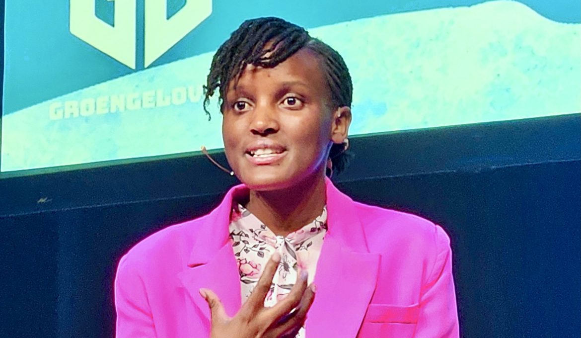 MD1 p14-15 vanessa nakate – kopie