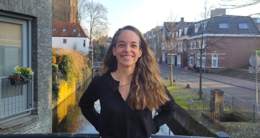 de rechte rug van…