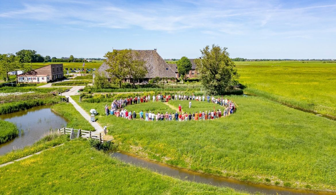 HEADER nijkleaster mensen in de ronde