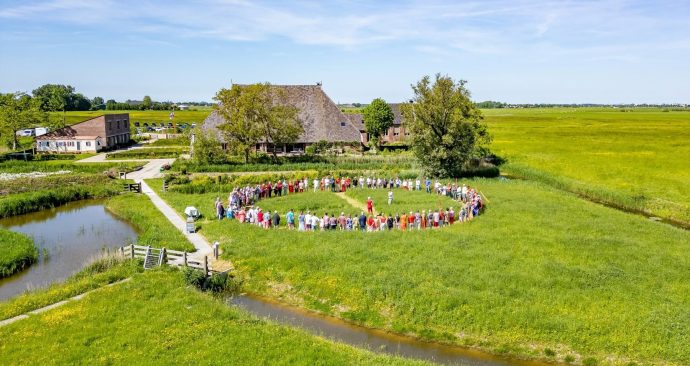 HEADER nijkleaster mensen in de ronde